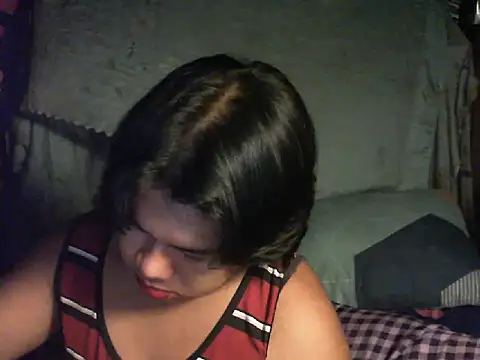 Snapshot of Huntrix2025 chatting on 10.23.25 Huntrix2025 online show from 10.23.25