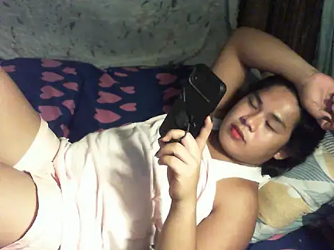 Snapshot of Huntrix2025 chatting on 10.27.25 Huntrix2025 online show from 10.27.25