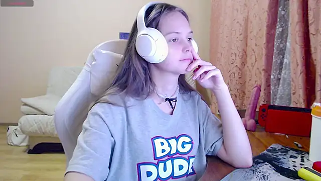 SharybbFace online show from 11.04.25