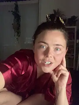 Mia Winters online show from 11.07.25