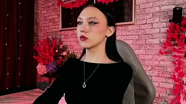 AdeliceLenoir online show from 09.19.25