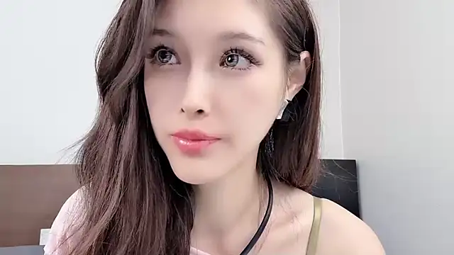 Snapshot of QiaoHui chatting on 10.08.25 QiaoHui online show from 10.08.25