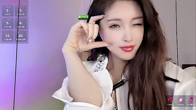 Snapshot of QiaoHui chatting on 10.22.25 QiaoHui online show from 10.22.25