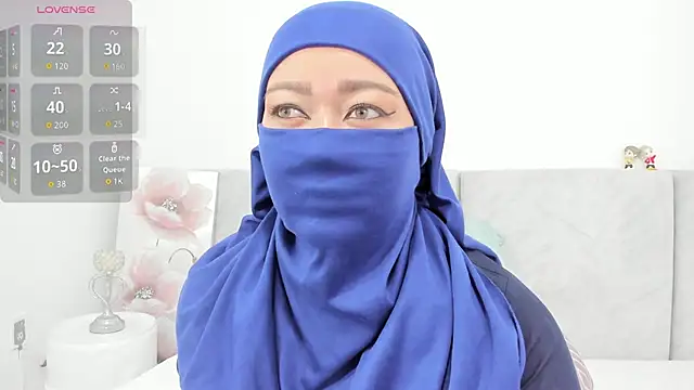 Jadiya  online show from 10.17.25