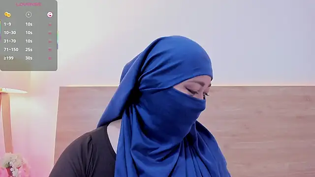 Jadiya  online show from 10.31.25