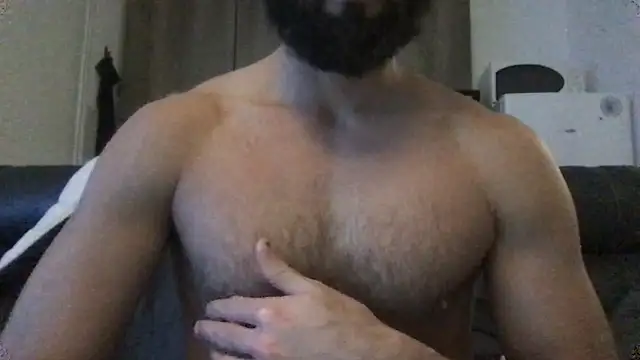 Snapshot of flambeur93 chatting on 11.01.25 flambeur93 online show from 11.01.25