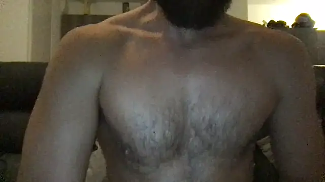 Snapshot of flambeur93 chatting on 11.17.25 flambeur93 online show from 11.17.25