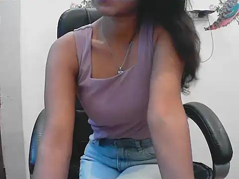 short girl  online show from 07.05.26