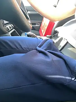 Snapshot of CZpublic chatting on 10.03.25 CZpublic online show from 10.03.25