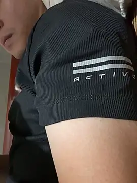 Snapshot of CZpublic chatting on 10.22.25 CZpublic online show from 10.22.25