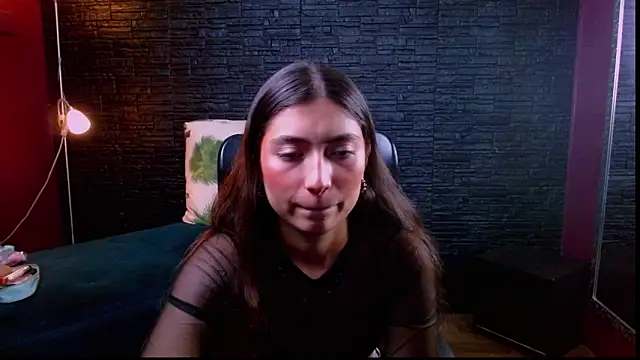 Lizzie Collin online show from 09.16.25