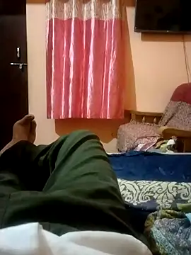 monarani5986 online show from 10.31.25