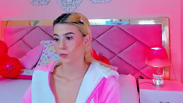 ChloeLaurentt online show from 03.04.26