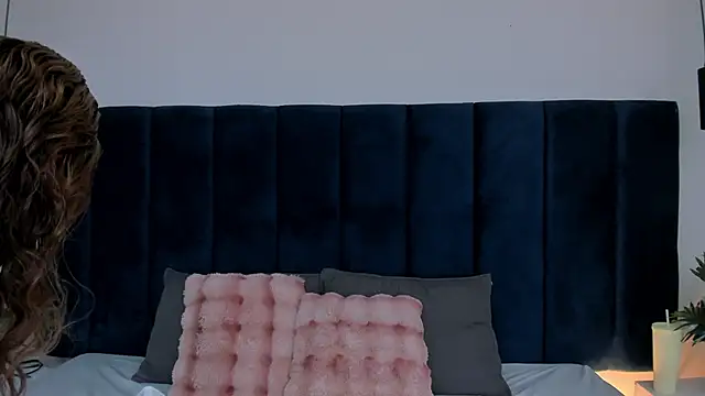 LiilyAdams online show from 03.18.26