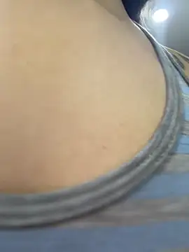 Isabella-Teen online show from 02.20.26