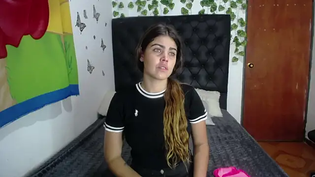 Snapshot of isabel_09 chatting on 02.01.26 isabel 09 online show from 02.01.26