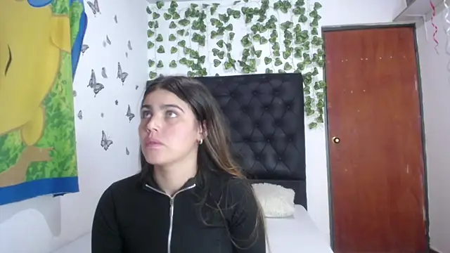 Snapshot of isabel_09 chatting on 02.26.26 isabel 09 online show from 02.26.26