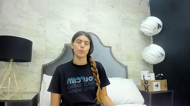 isabel 09 online show from 07.10.26
