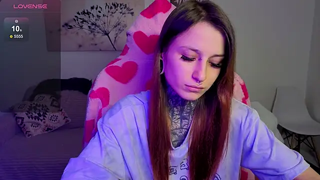 LilithPoison online show from 10.01.25