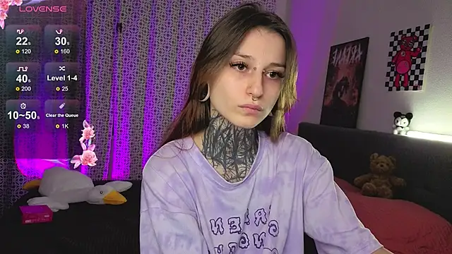 LilithPoison online show from 10.08.25