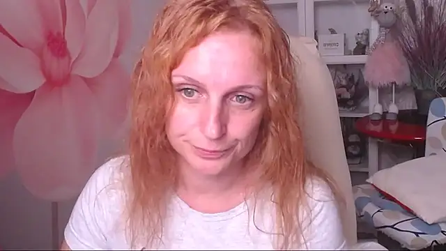 Snapshot of Venus_love1 chatting on 07.25.26 Venus love1 online show from 07.25.26