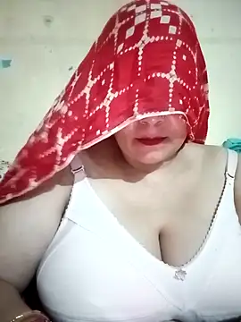 Love-890 online show from 10.13.25