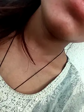 Aaisha-16 online show from 04.04.26