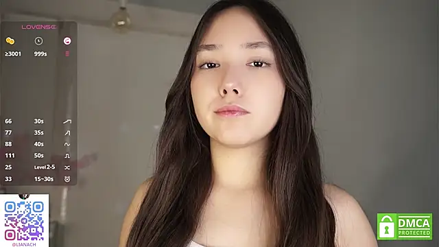 Snapshot of RenaeConnerley chatting on 10.18.25 RenaeConnerley online show from 10.18.25