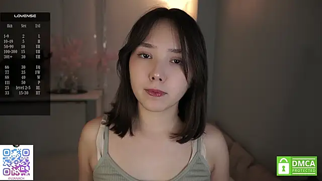 Snapshot of RenaeConnerley chatting on 10.28.25 RenaeConnerley online show from 10.28.25