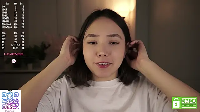 RenaeConnerley online show from 11.03.25