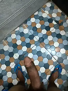 bold guy 1234 online show from 10.17.25