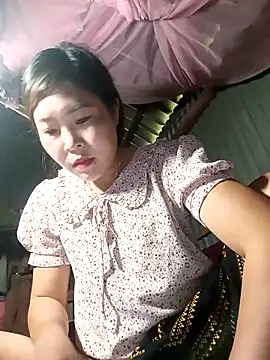 Snapshot of Siathong chatting on 10.07.25 Siathong online show from 10.07.25