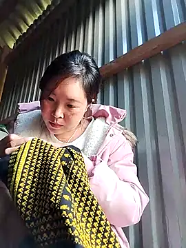 Snapshot of Siathong chatting on 10.09.25 Siathong online show from 10.09.25