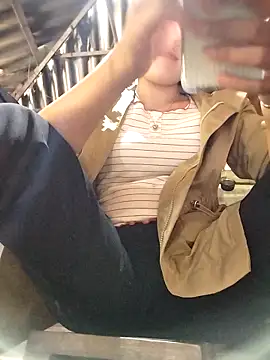 Snapshot of Siathong chatting on 10.11.25 Siathong online show from 10.11.25