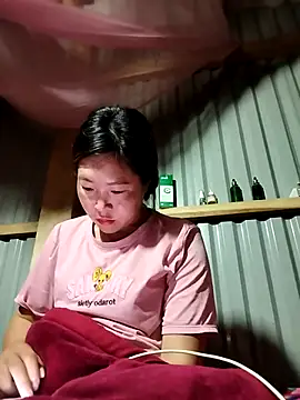 Snapshot of Siathong chatting on 10.12.25 Siathong online show from 10.12.25