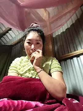 Snapshot of Siathong chatting on 11.01.25 Siathong online show from 11.01.25