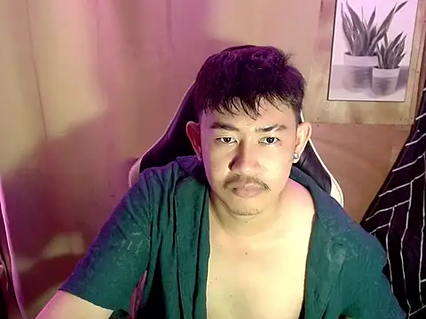 NaughtyGlow97 online show from 09.16.25