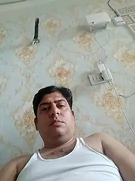 Love40777 online show from 10.21.25