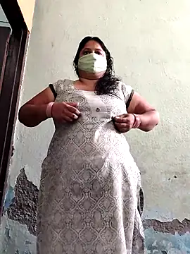 Mmm143 online show from 04.13.26