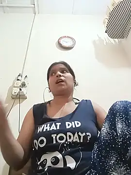 Snapshot of aliya-jaan71 chatting on 07.16.26 aliya-jaan71 online show from 07.16.26