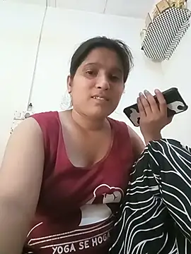 Snapshot of aliya-jaan71 chatting on 07.18.26 aliya-jaan71 online show from 07.18.26