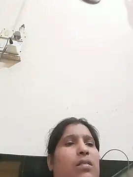 Snapshot of aliya-jaan71 chatting on 07.19.26 aliya-jaan71 online show from 07.19.26