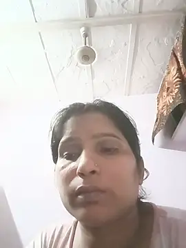Snapshot of aliya-jaan71 chatting on 08.05.26 aliya-jaan71 online show from 08.05.26