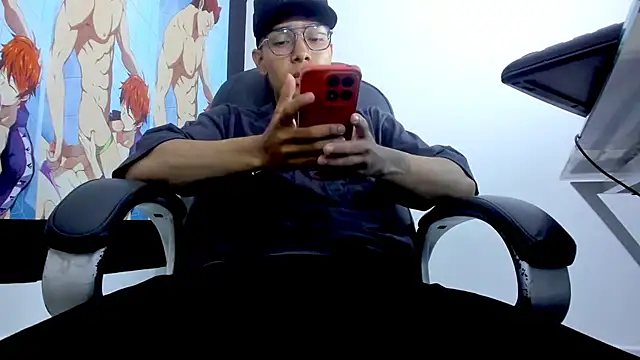 Snapshot of Hunteer_Boy chatting on 09.16.25 Hunteer Boy online show from 09.16.25