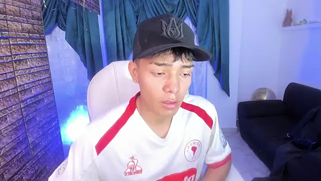 Hunteer Boy online show from 10.07.25