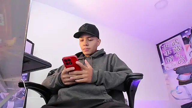 Hunteer Boy online show from 10.14.25