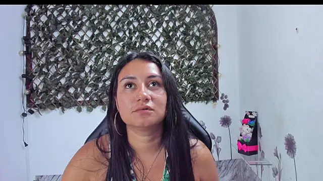 Luna021 1 online show from 11.14.25