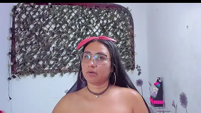 Luna021 1 online show from 11.29.25