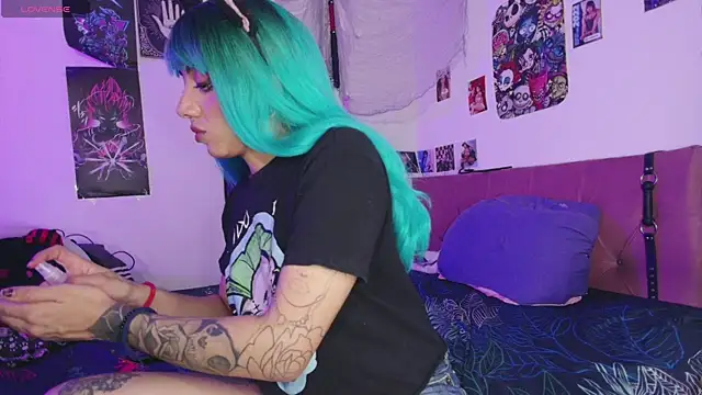 agathaaiko6 online show from 11.24.25