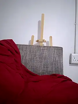 FINEdzaddY10 online show from 12.14.25